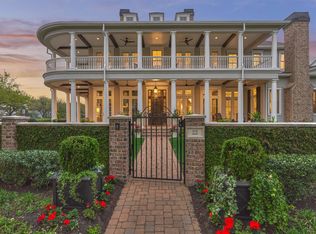 22 E Shore Dr, Spring, TX 77380