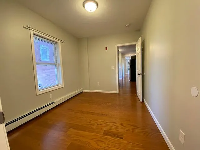 27 Florence St #1R — Photo 11