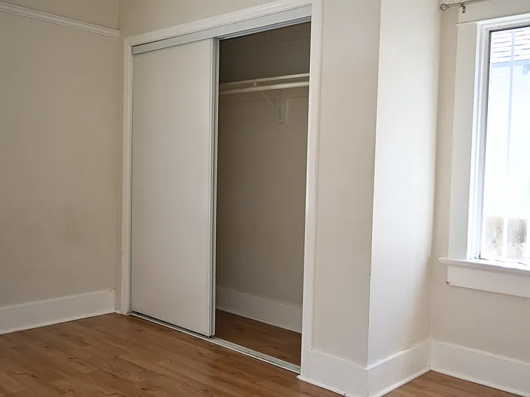 603 W 43rd Pl — Photo 24