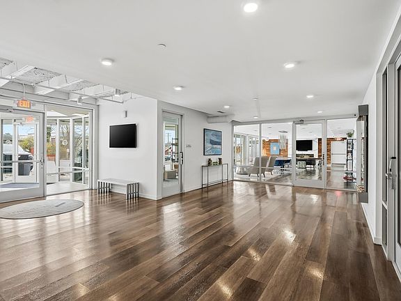 4th image of 120 Main St #205