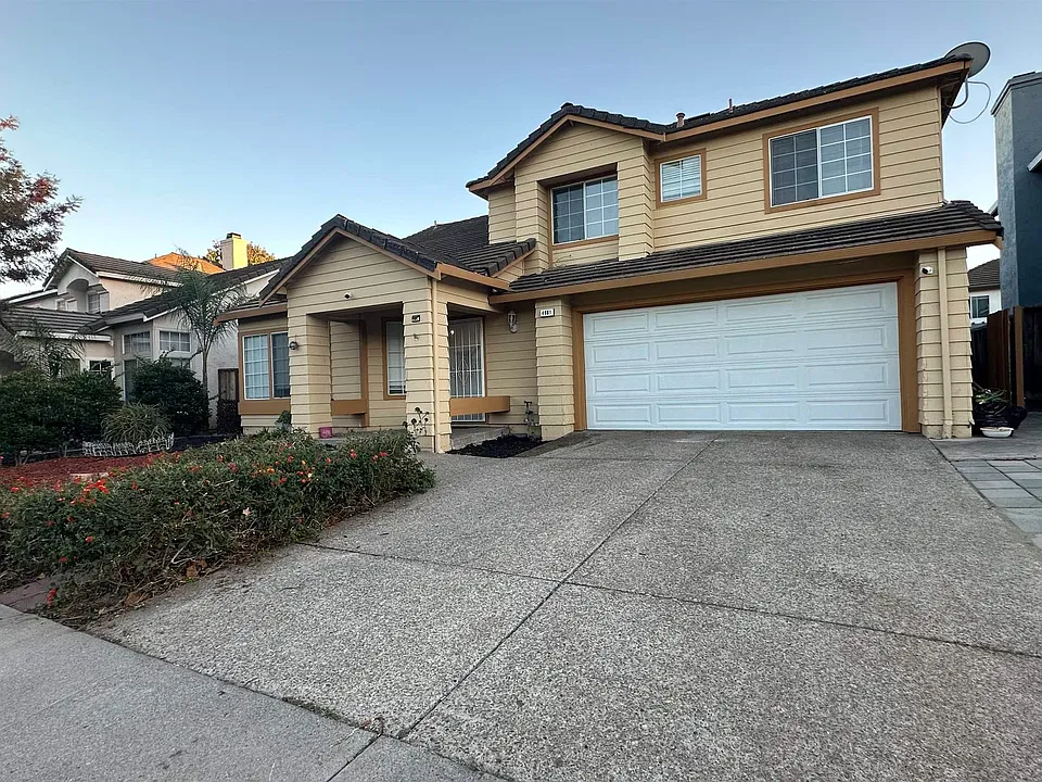 4981 Parkgreen Cir
