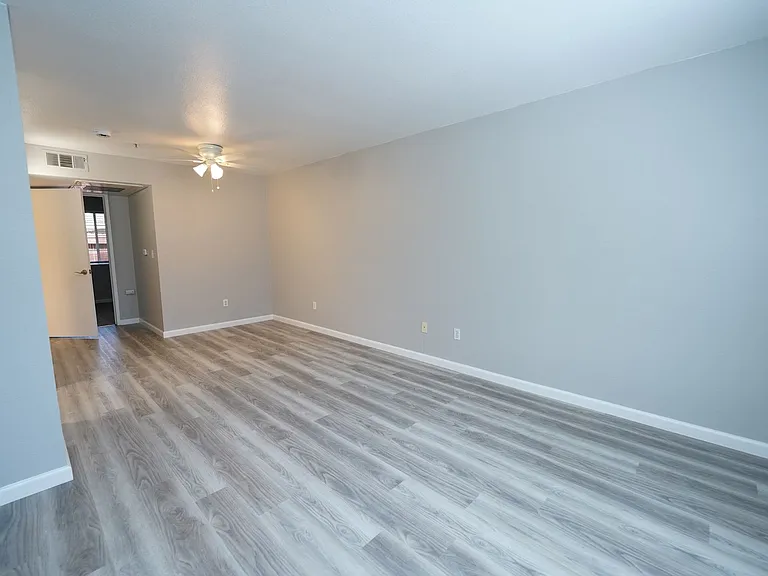 Walnut Grove Senior Apartments — Photo 4