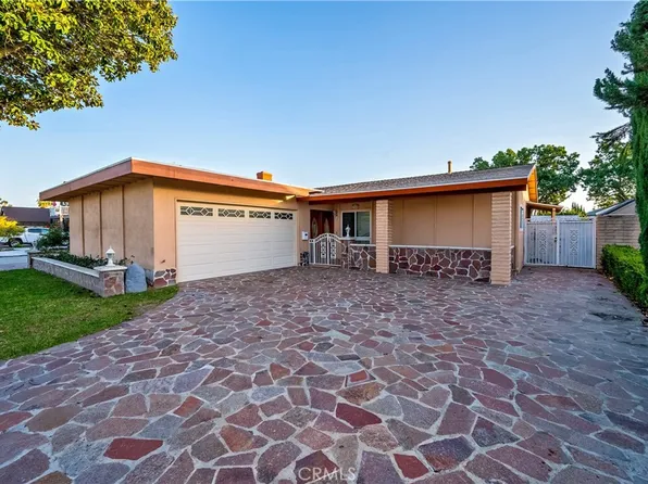 3168 W Bridgeport Ave, Anaheim, CA 92804