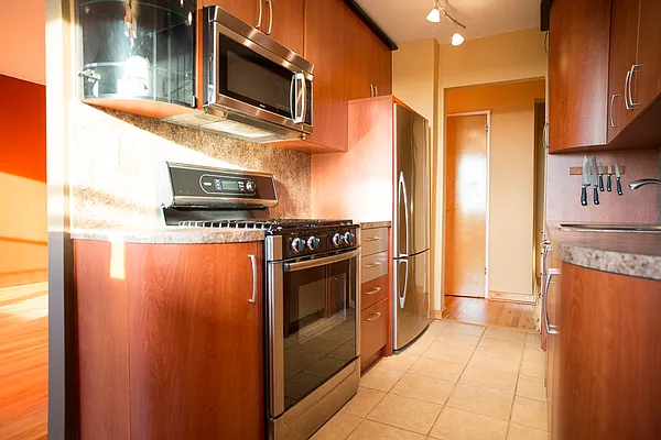 Sold by Continent Realty LLC | media 5