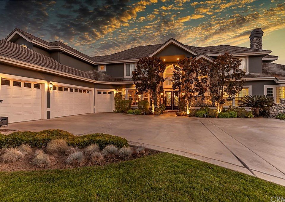 1st image of 22341 S Bear Creek Dr