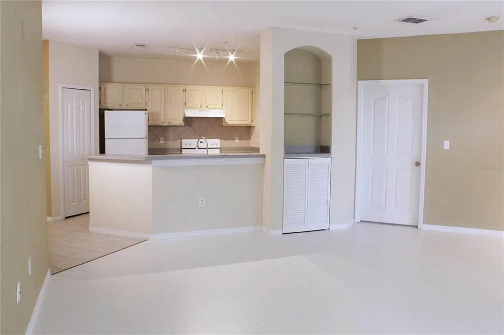 2 bed, 2.0 bath, 1110 sqft, $1,750 — Photo 4