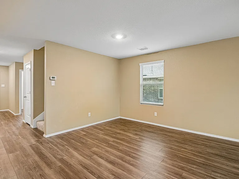 1605 Fields View Dr — Photo 10