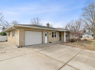 1104 Woodman Rd, Janesville, WI 53545