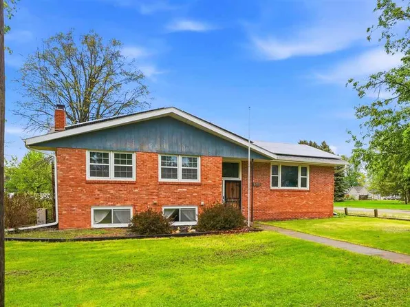 312 E Centennial Ave, Keota, IA 52248