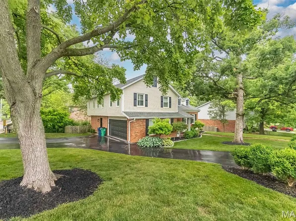 2160 Grandview Dr, Saint Louis, MO 63131