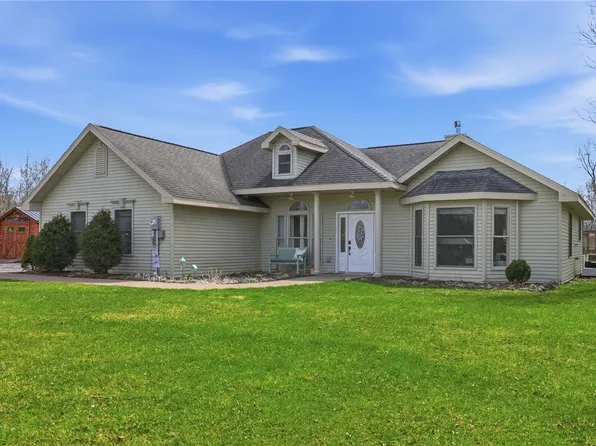 35 Algerine Rd, Lansing, NY 14882