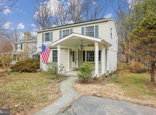 11011 Montrose Ave, Garrett Park, MD 20896