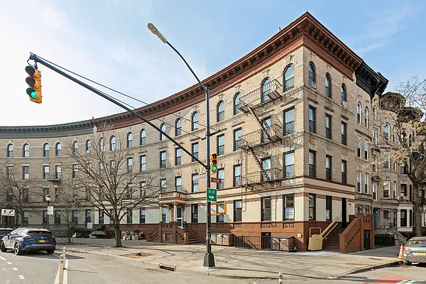 Rented by Brown Harris Stevens | media 21