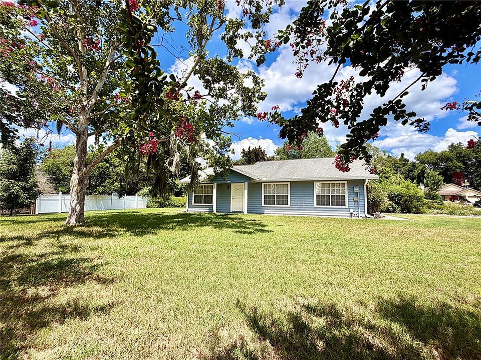 1st image of 2828 SW 40TH AVENUE