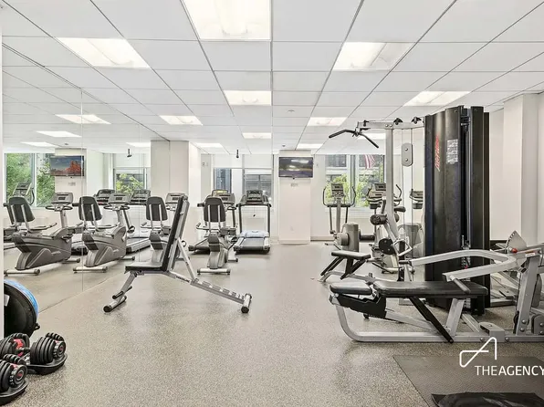 121 East 23rd Street image 12 of 13