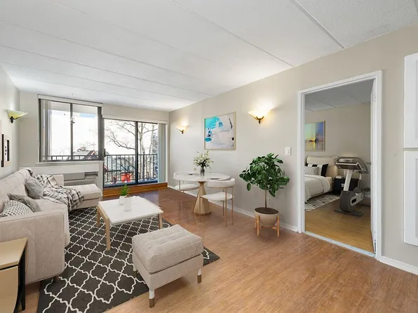 23-22 30th Rd #4D, Astoria, NY 11102