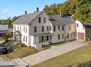 18 Manchester St, Pittsfield, NH 03263