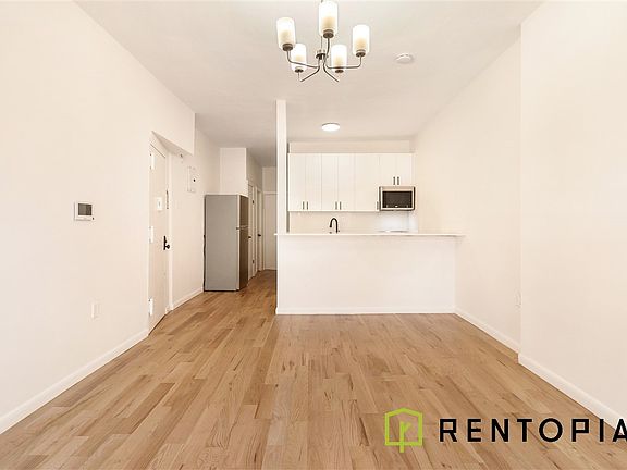 5th image of 782 Bergen St APT 1
