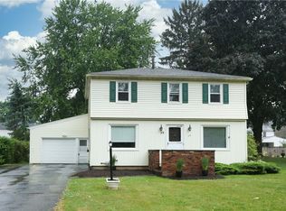 39 Halmore Dr, Rochester, NY 14609