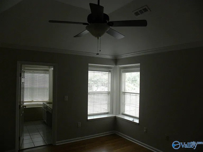 102 Sunset Cir — Photo 15