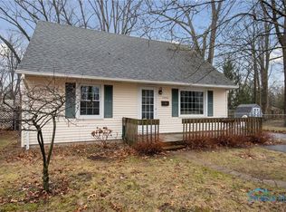 5836 Balfour Rd, Sylvania, OH 43560