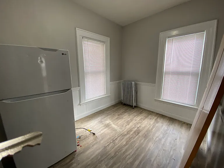 93 Orange St #A — Photo 5