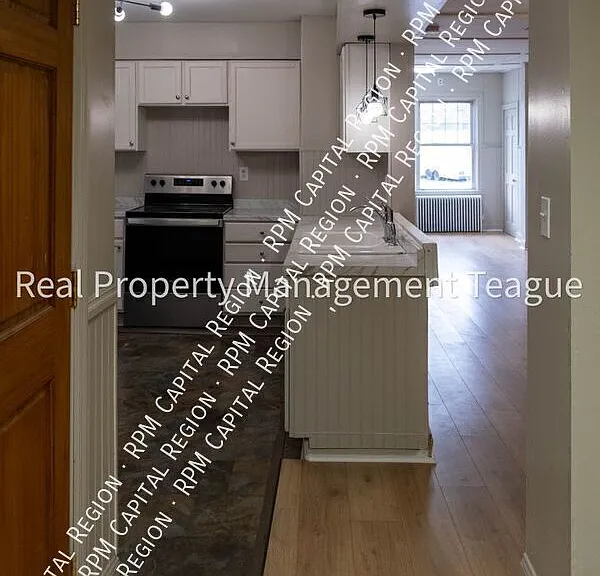 1 S Main St #1 — Photo 8