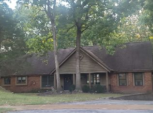 507 Shadowridge Dr, Ballwin, MO 63011