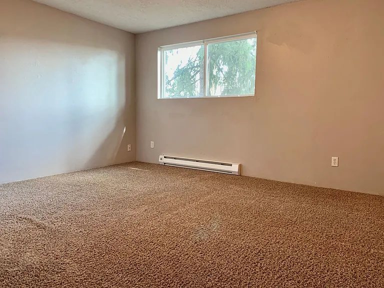 4870-4874 Sunnyside Rd SE #11894 — Photo 13