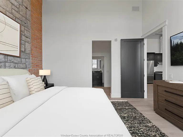 247 Brock St #203 — Photo 15