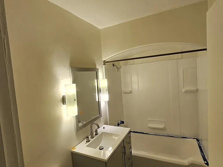 212 Carlton Ter #2 — Photo 6