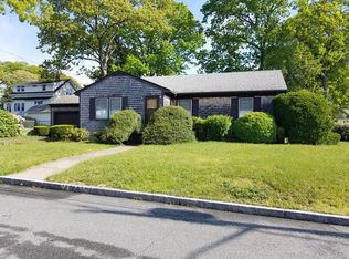 78 Primrose St, Fall River, MA 02720