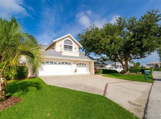 1206 Commodore Dr, New Smyrna Beach, FL 32168