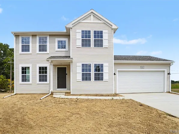 6044 Lahring Rd, Linden, MI 48451