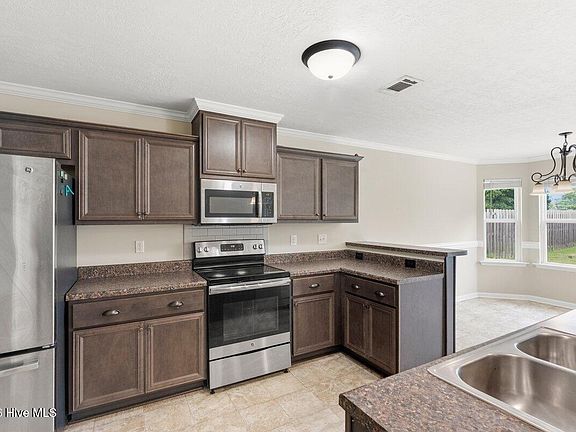 4th image of 3303 Alexandria Drive