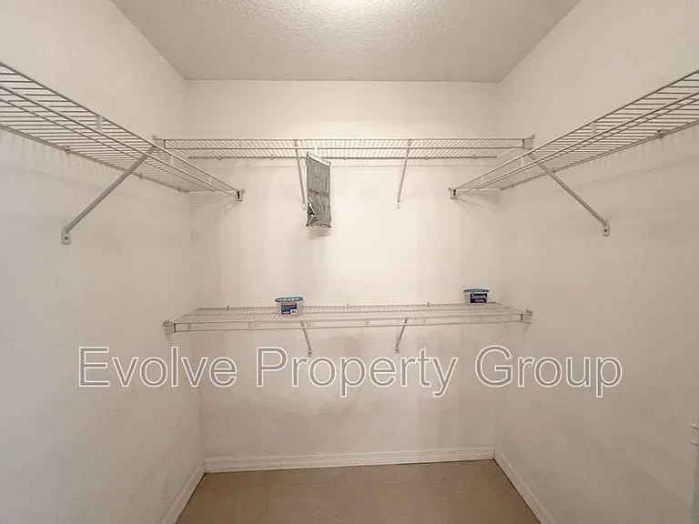 21 Llanes Pl — Photo 5