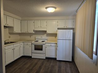 700B 19th Ave #1, Coralville, IA