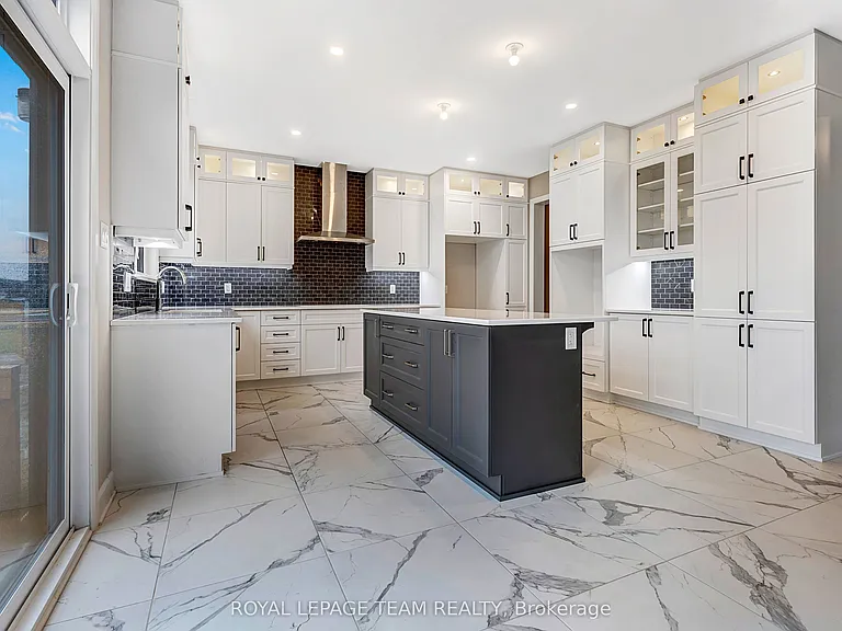 737 Gamble Dr — Photo 15