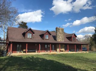 455 Manuel Ln, Stanford, KY 40484