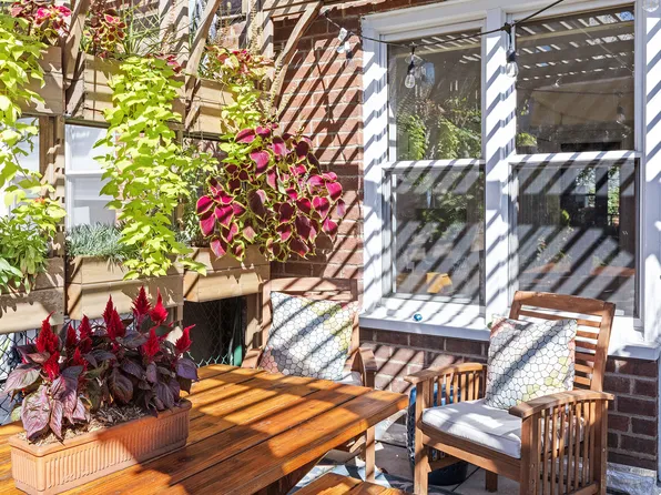 616 East 18th Street image 11 of 21