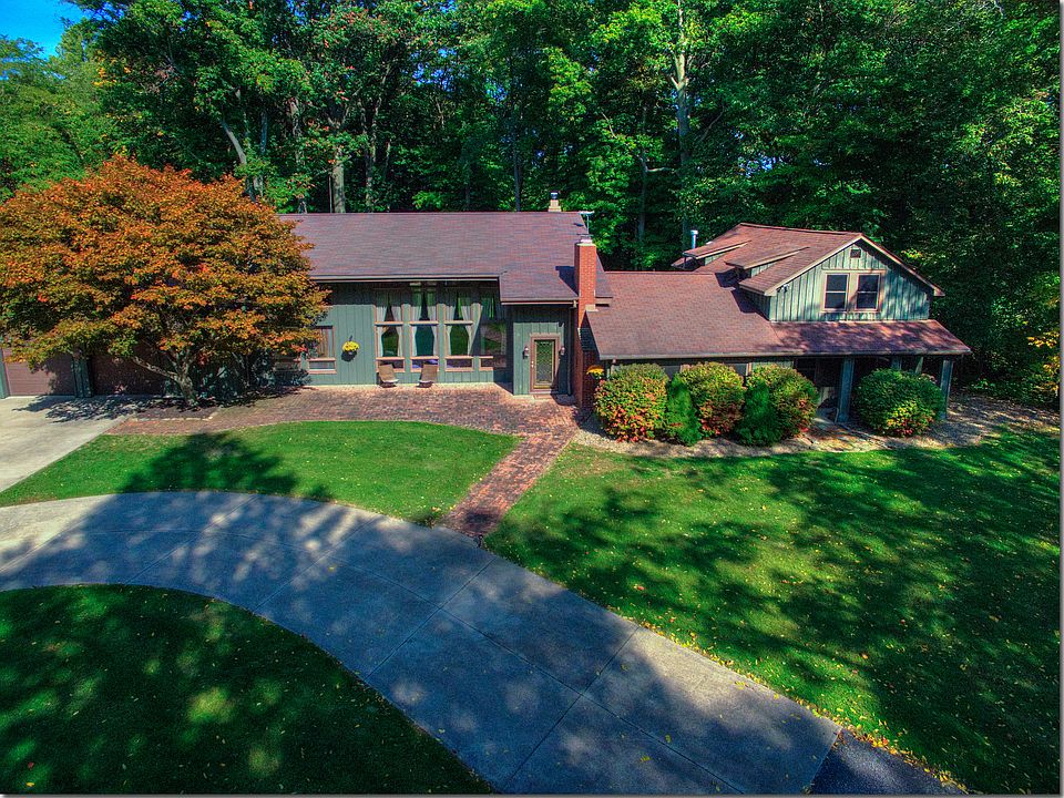 1st image of 6805 Bridlewood Ln