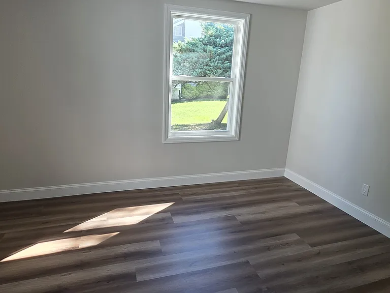 701 Pine St — Photo 9