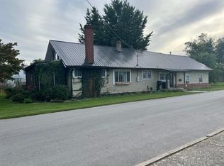 303 Josephine St, Paoli, IN 47454