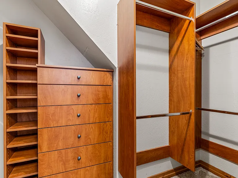 8950 W Antoinette Way — Photo 36