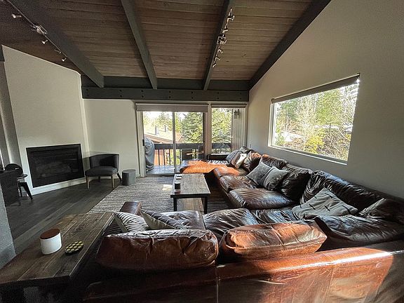 5th image of 221 Canyon Blvd #233