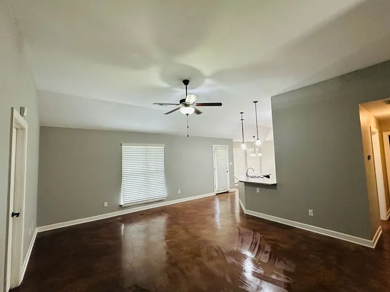 8948 Smith Ranch Dr — Photo 2
