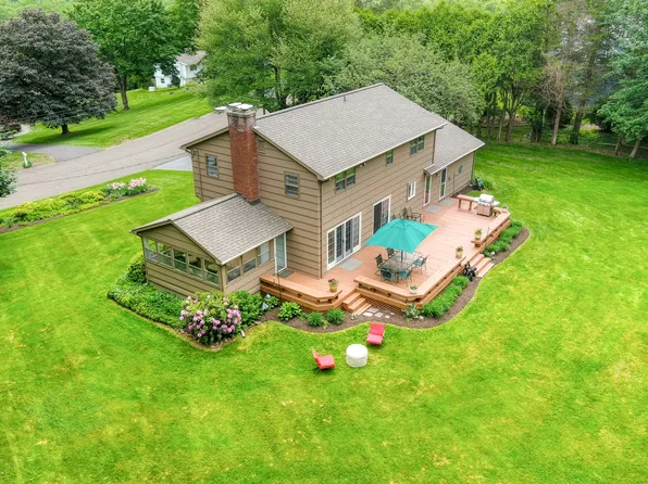 33 Preston Road, Trumbull, CT 06611