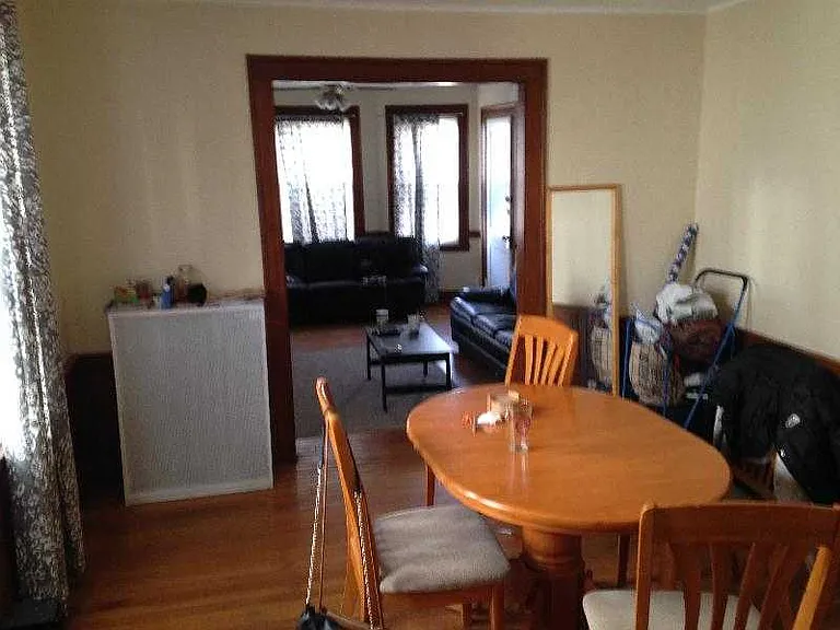 Brock St — Photo 2