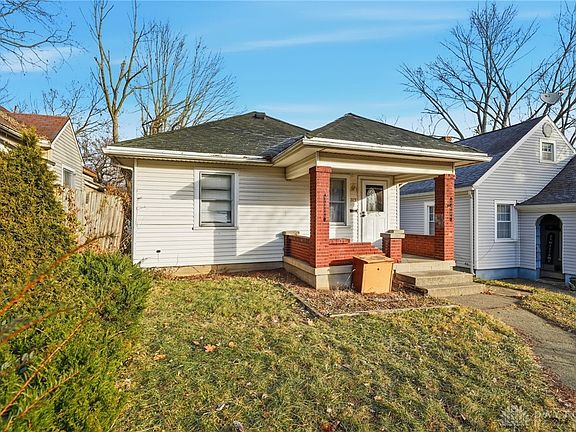 3rd image of 329 E Siebenthaler Ave