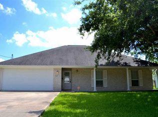 407 S 4th St, Nederland, TX 77627